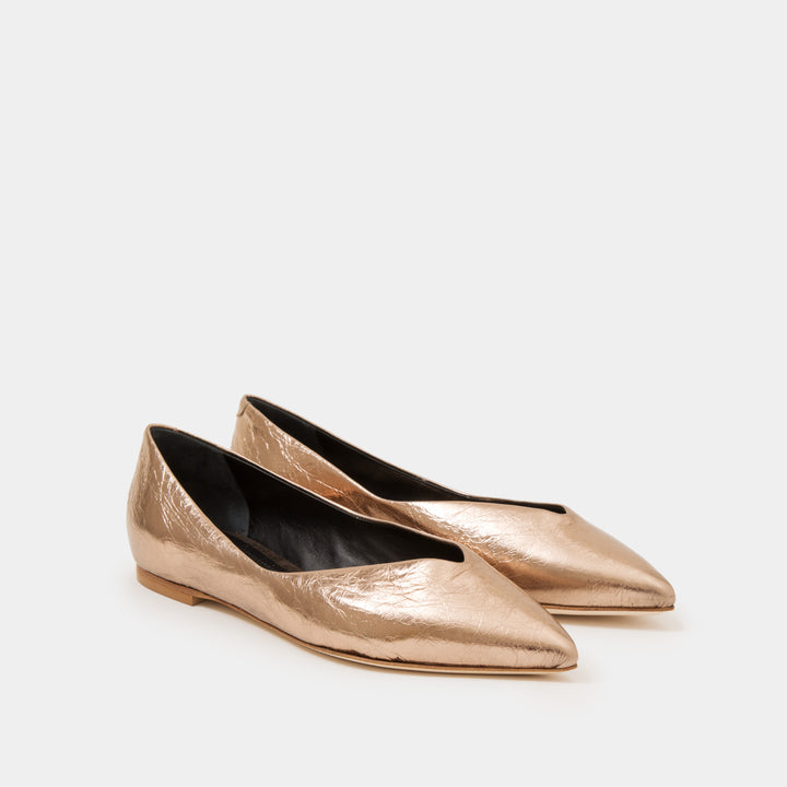 Crinkled bronze metallic Pointy toe flat slip-on