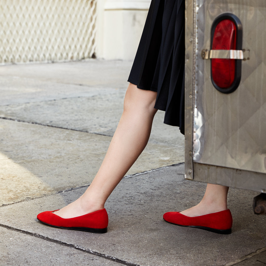 Sclarandis - Nina Ballerina - Red Suede - Editorial